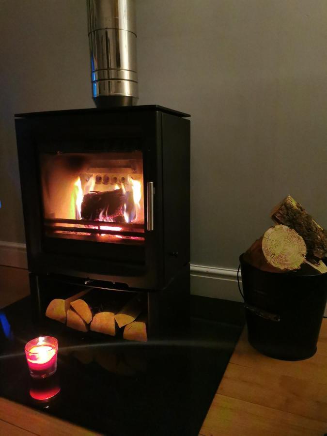 3 Bed Holiday Home In Llandeilo With Log Burner Esterno foto