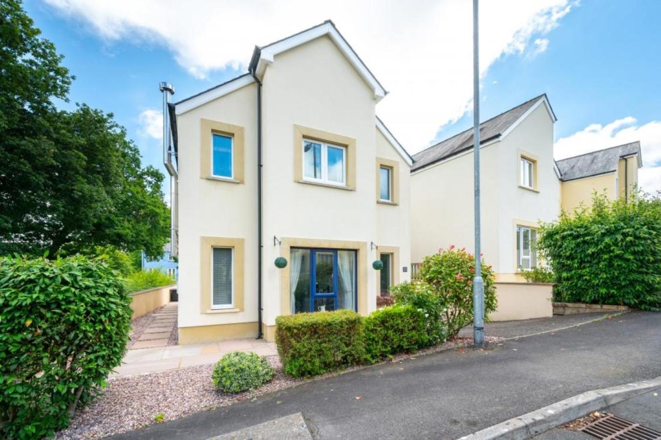 3 Bed Holiday Home In Llandeilo With Log Burner Esterno foto